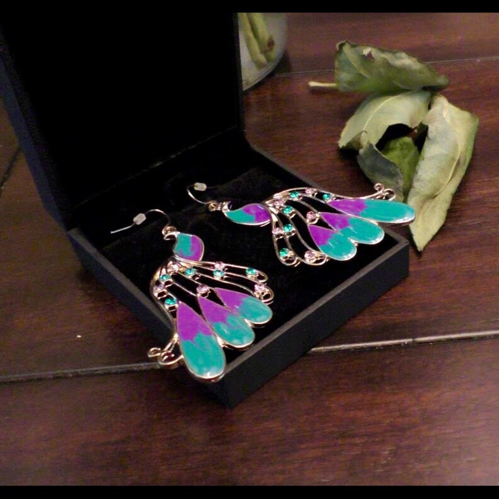 GORGEOUS Peacock Earrings